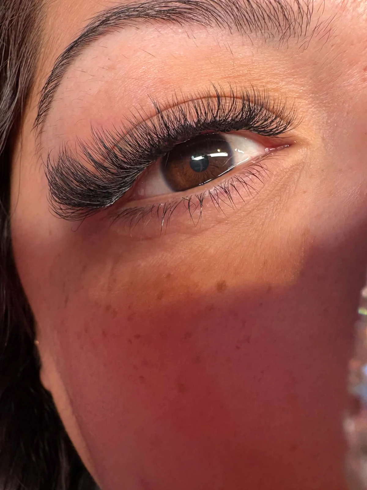 Detailed view of a completed lash set